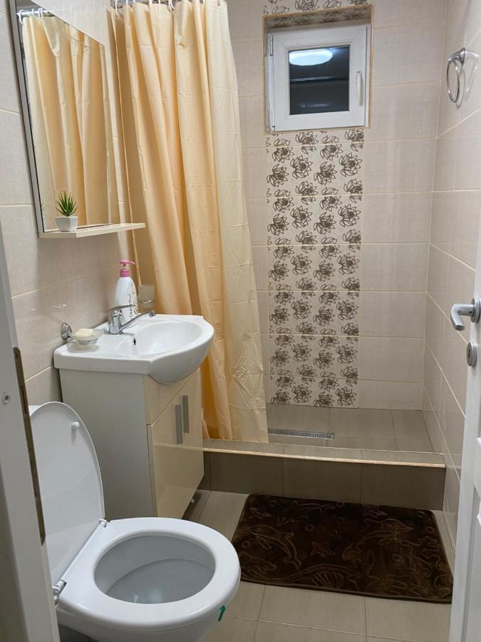 8 Residence Apartament Cavnic Bagian luar foto